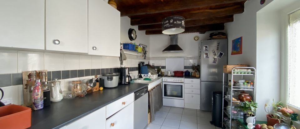 House 5 rooms of 105 m² in Pont-Péan (35131)