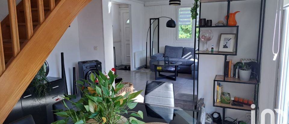 Maison 5 pièces de 95 m² à Cannes-Écluse (77130)