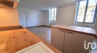 Apartment 4 rooms of 65 m² in Châtel-Guyon (63140)