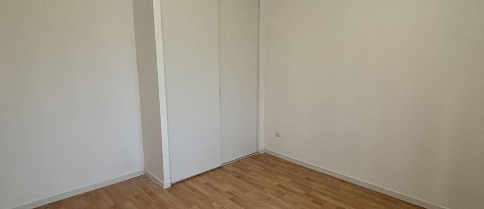 Maison 5 pièces de 120 m² à Saint-Denis-de-Pile (33910)