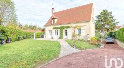 Maison 7 pièces de 145 m² à Avilly-Saint-Léonard (60300)