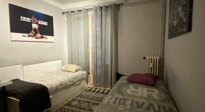 Appartement 4 pièces de 82 m² à Toulon (83000)