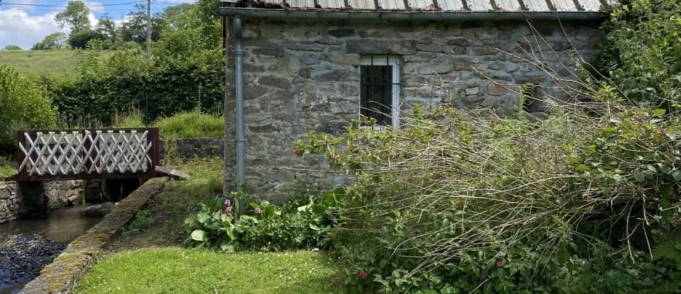 Country house 4 rooms of 95 m² in Montcuit (50490)