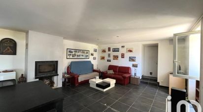 Maison 5 pièces de 132 m² à Champagnac-de-Belair (24530)