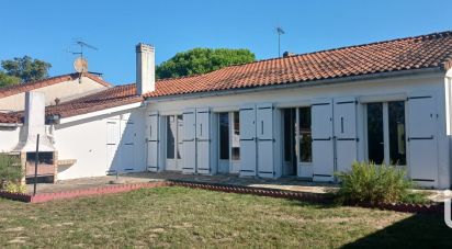 Traditional house 3 rooms of 120 m² in Cherves-Richemont (16370)