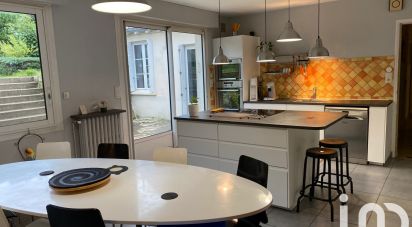 Maison de ville 10 pièces de 296 m² à Cholet (49300)