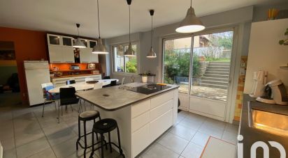 Maison de ville 10 pièces de 296 m² à Cholet (49300)