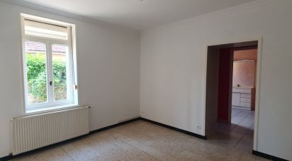 Maison de village 3 pièces de 65 m² à Aubencheul-au-Bac (59265)