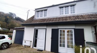 Traditional house 4 rooms of 85 m² in Le Quesne (80430)