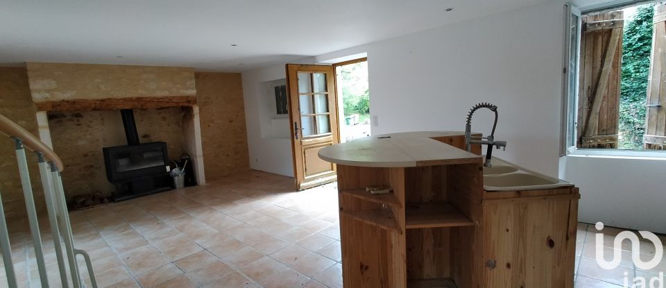 Maison 3 pièces de 60 m² à Le Roc (46200)