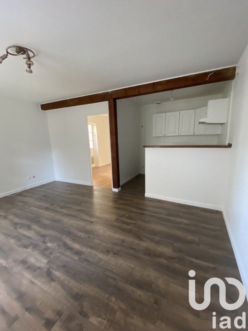 Appartement 3 pièces de 47 m² à Champagne-sur-Seine (77430)