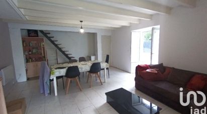 Town house 3 rooms of 101 m² in La Mothe-Saint-Héray (79800)