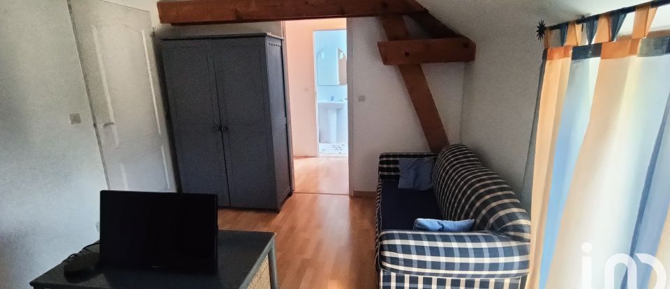 Maison 7 pièces de 162 m² à Louresse-Rochemenier (49700)