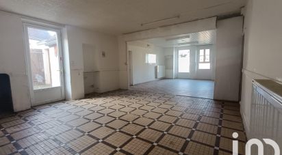 House 10 rooms of 260 m² in La Celle-Condé (18160)