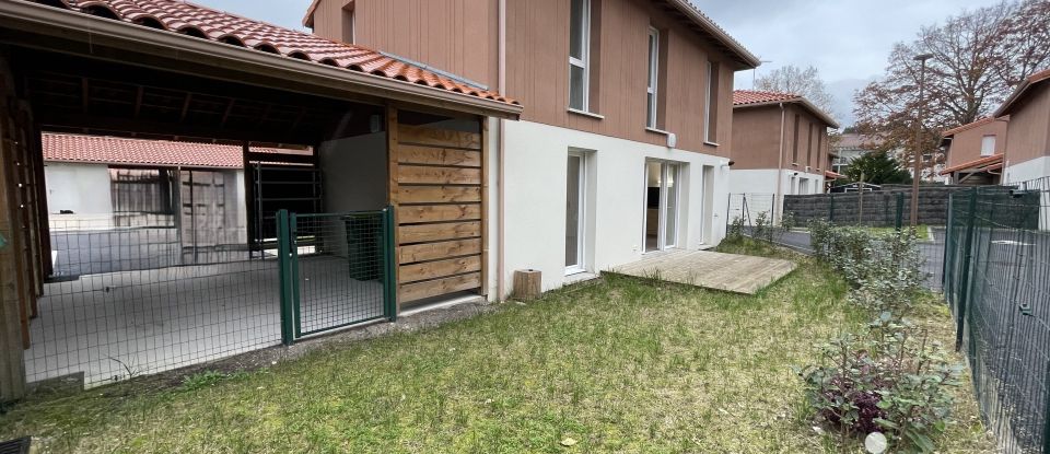 Maison 4 pièces de 82 m² à Belin-Béliet (33830)