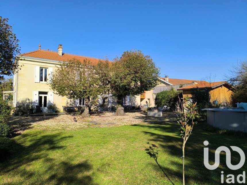 Mansion 9 rooms of 243 m² in Loupiac (33410)