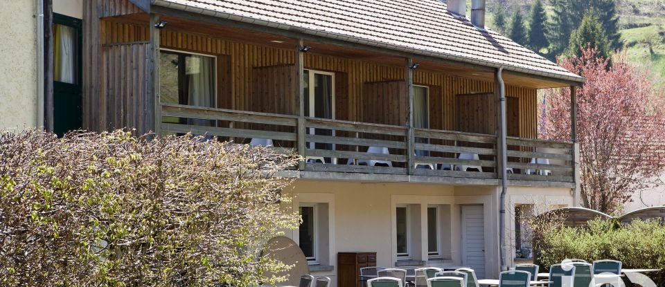 Lodge 15 rooms of 900 m² in Le Valtin (88230)