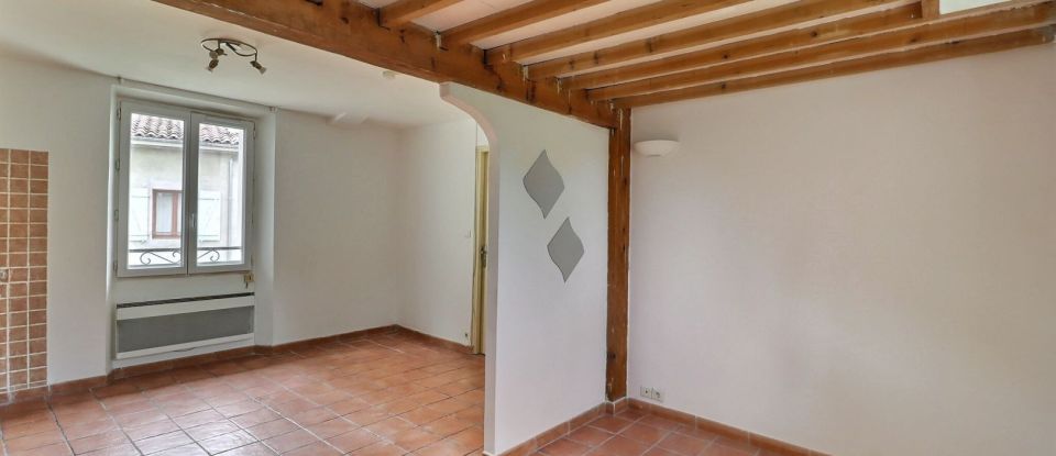 Building in Aubagne (13400) of 106 m²