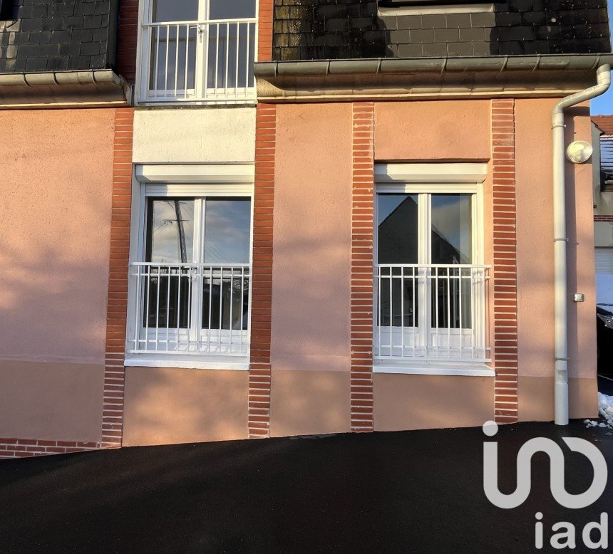 Duplex 3 rooms of 66 m² in Sainte-Geneviève (60730)