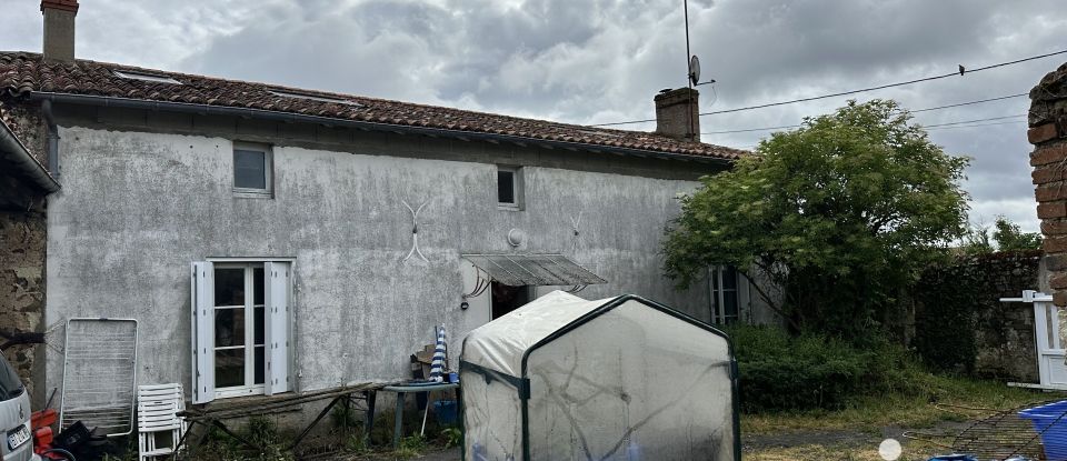 Maison 5 pièces de 82 m² à Thouars (79100)