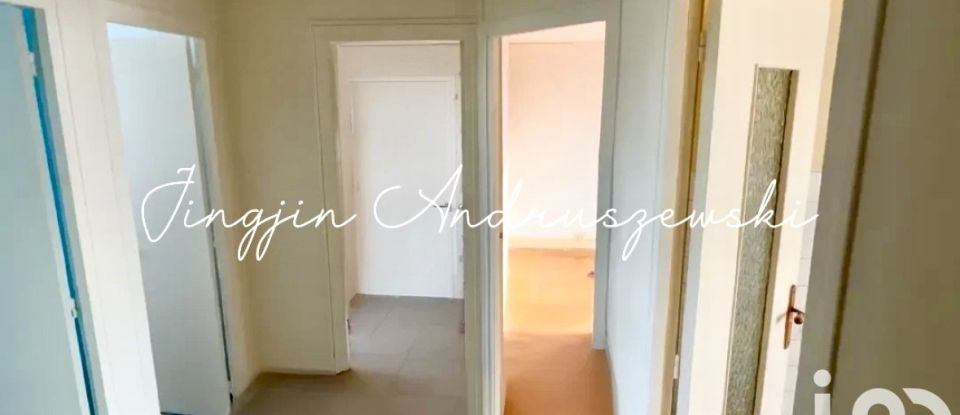 House 5 rooms of 97 m² in Houilles (78800)