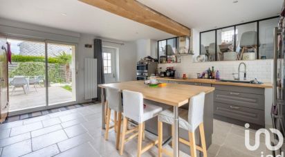 Maison 7 pièces de 173 m² à Orvilliers (78910)