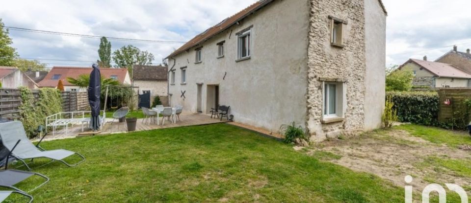 Maison 7 pièces de 173 m² à Orvilliers (78910)