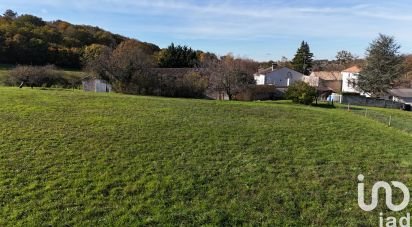 Terrain de 1 501 m² à Champniers (16430)