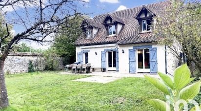 Maison 5 pièces de 150 m² à Bois-le-Roi (77590)