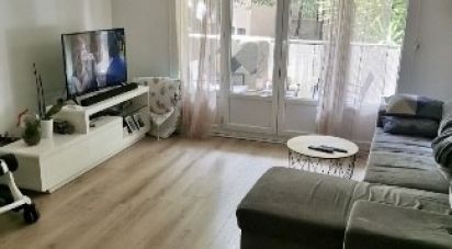 Appartement 3 pièces de 70 m² à Nîmes (30900)