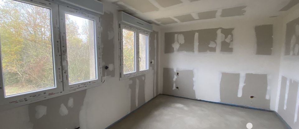 Maison 4 pièces de 91 m² à Lorry-Mardigny (57420)