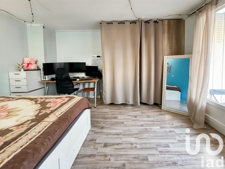 Studio 1 pièce de 28 m² à Chelles (77500)