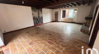 Maison 10 pièces de 259 m² à Charroux (86250)