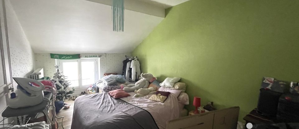 Maison 5 pièces de 137 m² à Langres (52200)