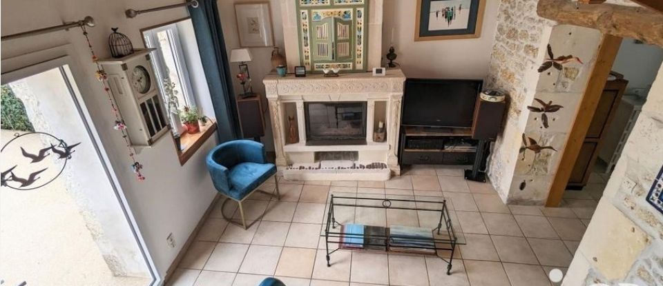 House 4 rooms of 120 m² in Saint-Just-Luzac (17320)