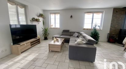 Maison 5 pièces de 113 m² à Buros (64160)