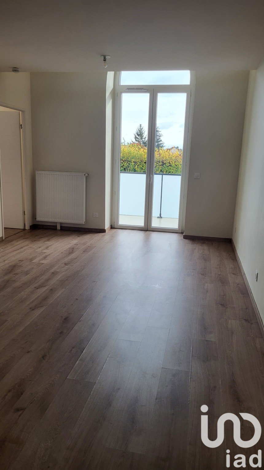 Apartment 2 rooms of 38 m² in Vernon (27200)