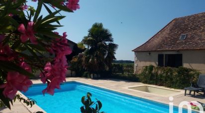 House 35 rooms of 638 m² in Saint-Cernin-de-Labarde (24560)