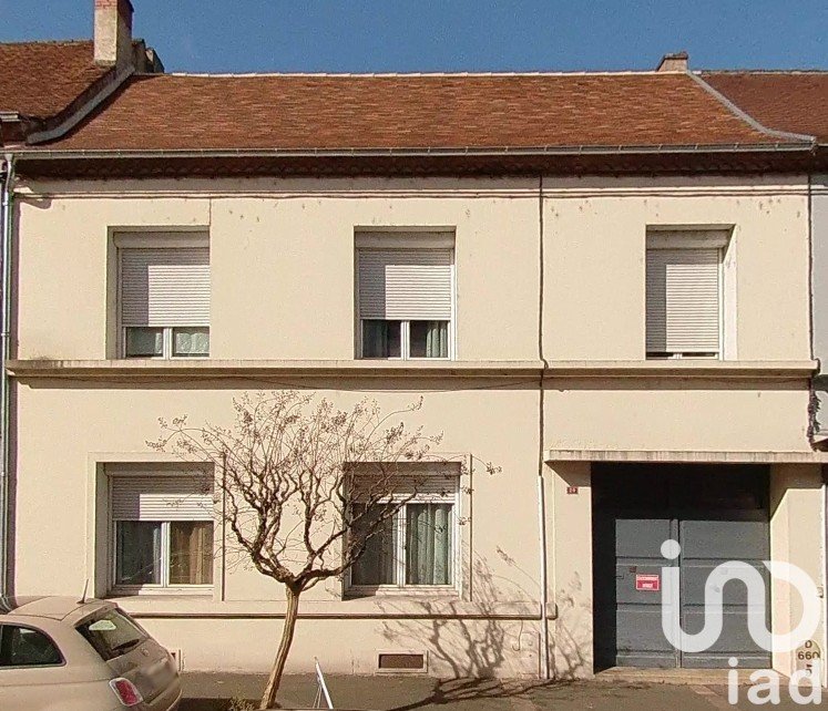 Town house 5 rooms of 105 m² in Mouleydier (24520)