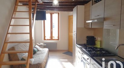 Duplex 2 rooms of 30 m² in Guillestre (05600)