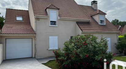 House 8 rooms of 152 m² in Longjumeau (91160)