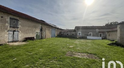 Ferme 4 pièces de 88 m² à Saint-Savin (86310)