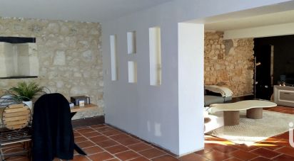 House 8 rooms of 203 m² in Fargues-Saint-Hilaire (33370)