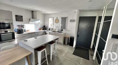 House 5 rooms of 118 m² in Saint-André-de-Cubzac (33240)