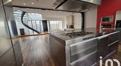 Loft 4 pièces de 150 m² à Bordeaux (33000)