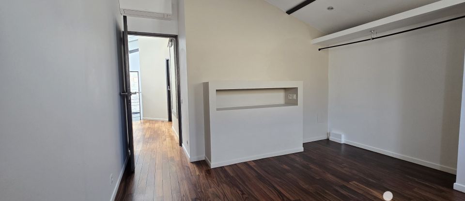 Loft 4 pièces de 150 m² à Bordeaux (33000)