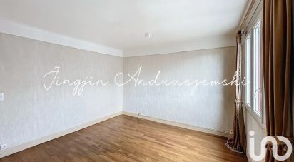 House 5 rooms of 97 m² in Houilles (78800)