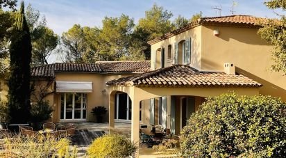 Mas 9 rooms of 280 m² in Aix-en-Provence (13100)