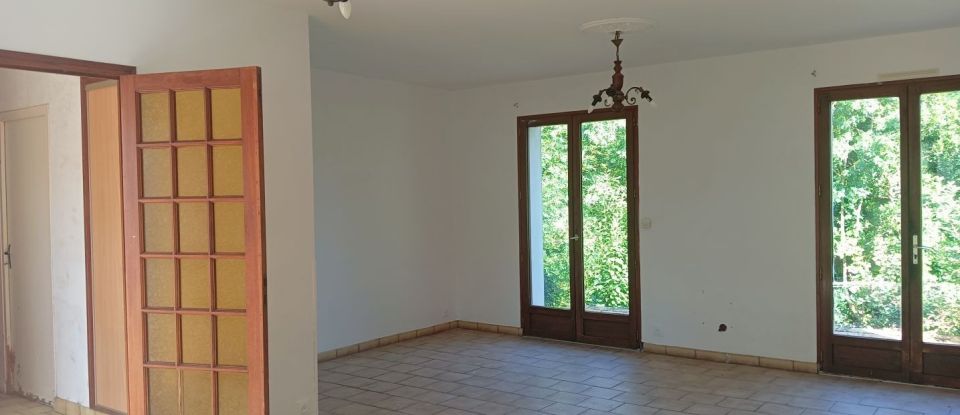 Maison 5 pièces de 94 m² à LORETZ D'ARGENTON (79290)