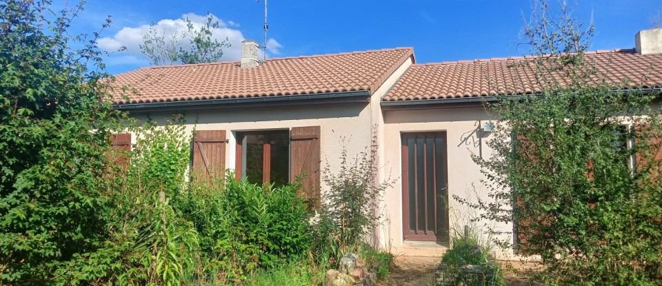 Maison 5 pièces de 94 m² à LORETZ D'ARGENTON (79290)